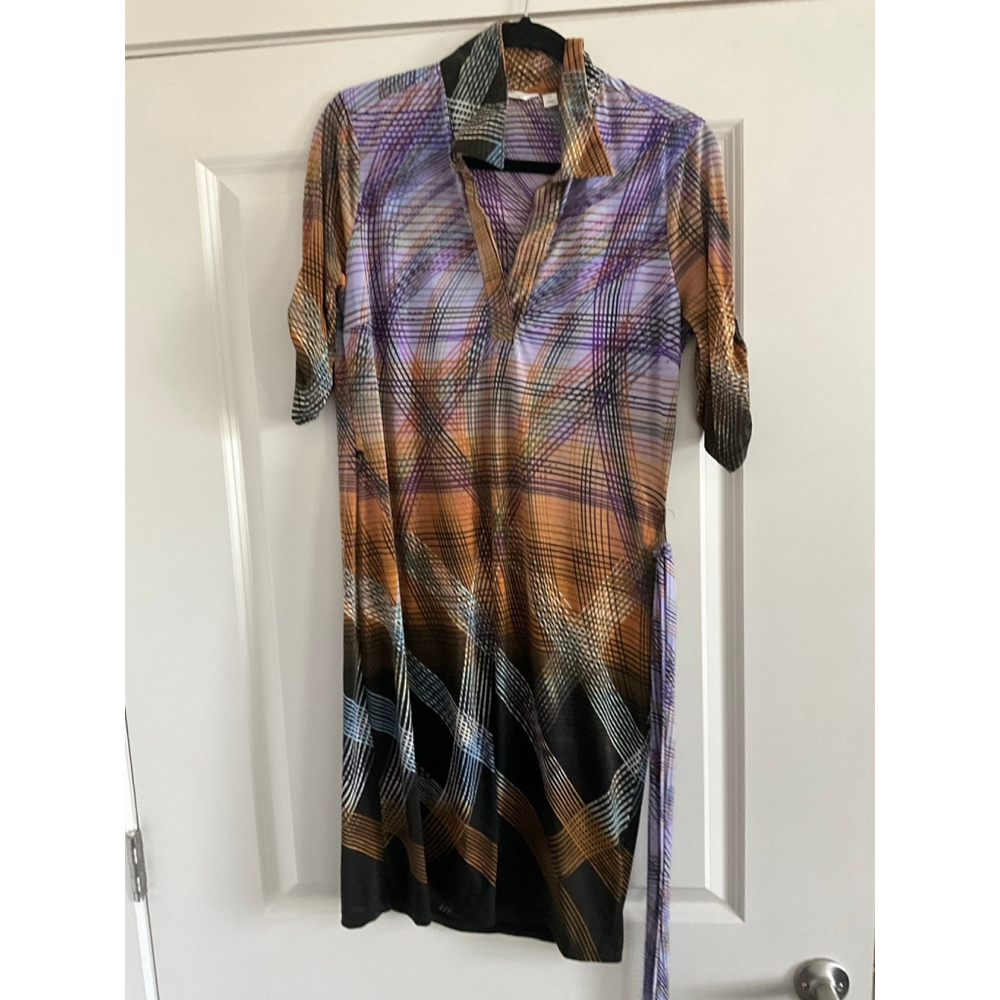Mlle Gabrielle Dress Pullover Poly Spandex Abstract Lines Lightweight size Med